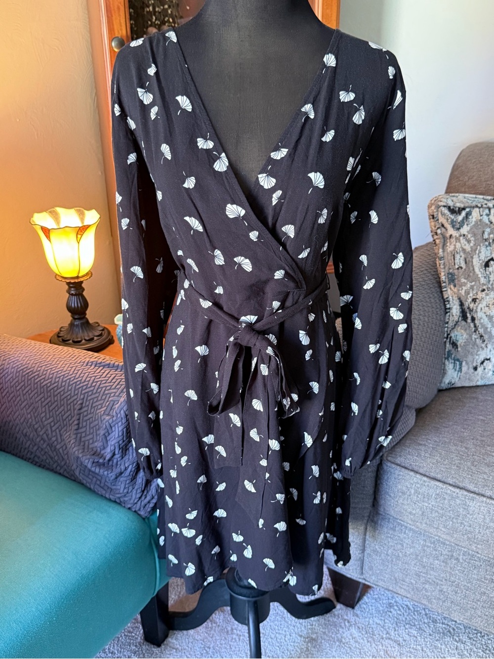 Forever 21 Black Floral Long Sleeve Wrap Dress